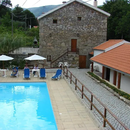 Casa de hóspedes Quinta De Leandres 3*
