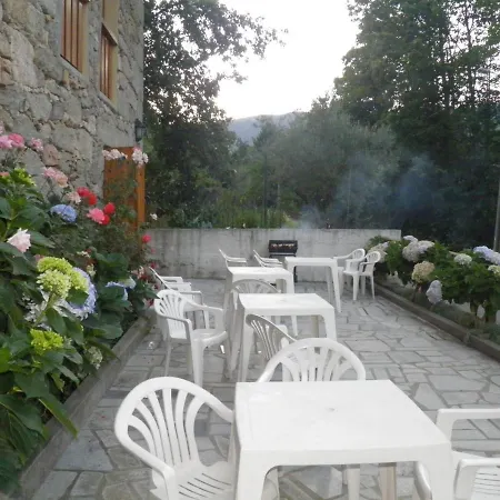 Quinta De Leandres בית הארחה