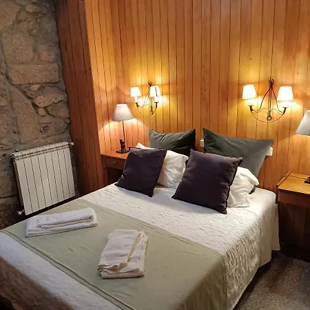 Quinta De Leandres Pensión 3*