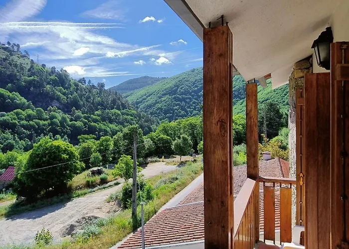 Casa de hóspedes Quinta De Leandres 3*